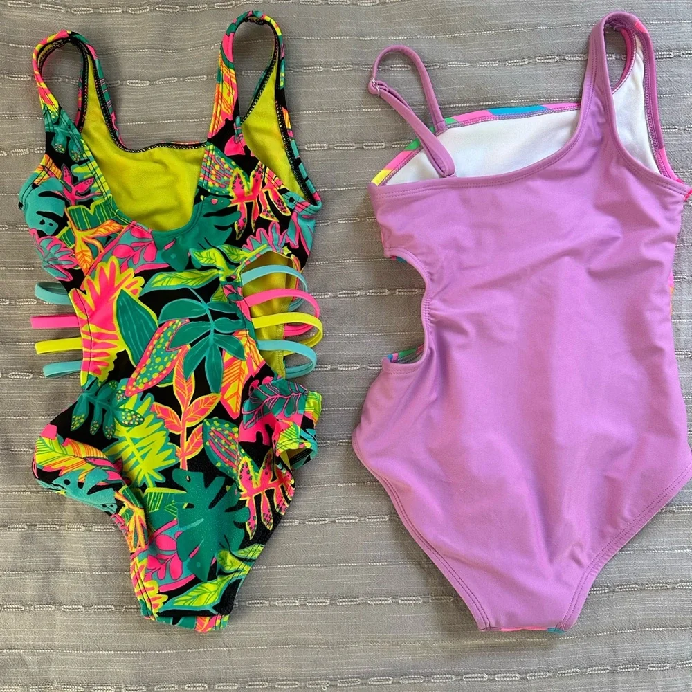 Cat & Jack Set of Two One Piece Swimsuits - Picture 2 of 4